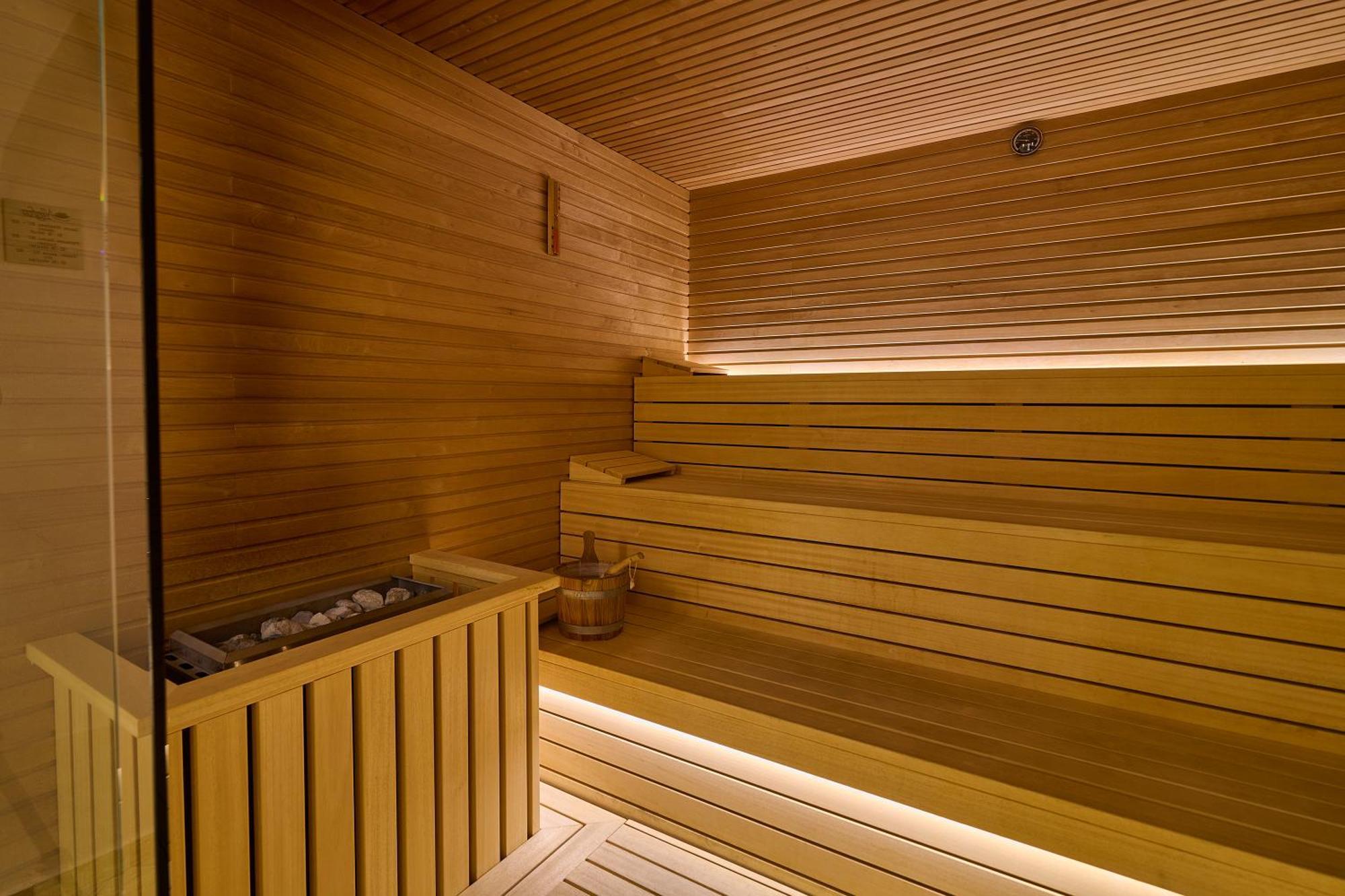 Hotel Portici - Romantik&Wellness Riva del Garda Esterno foto